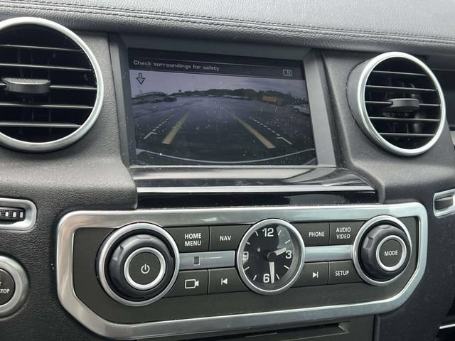 Used 2016 Land Rover LR4 HSE AWD/4WD image 27