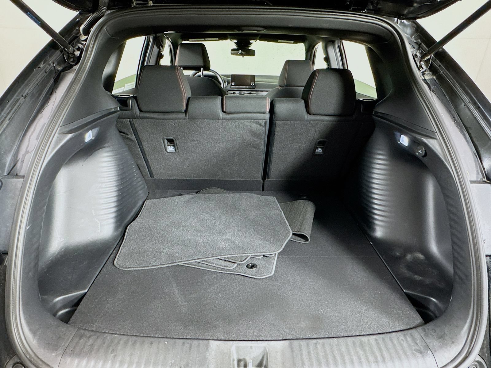 Certified 2024 Honda HR-V Sport image 19