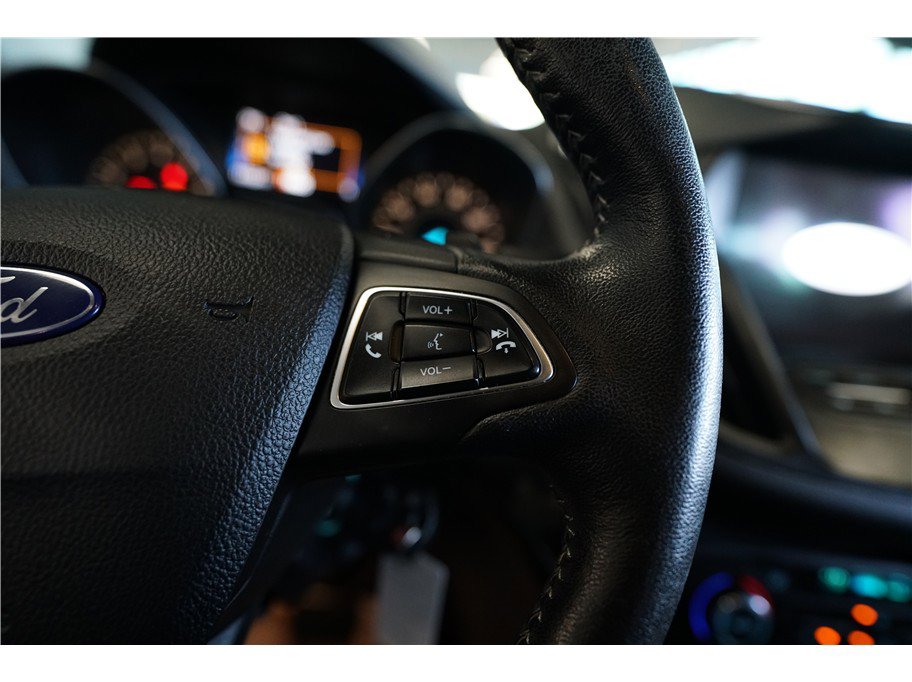 Used 2017 Ford Escape SE w/ Equipment Group 201A image 20