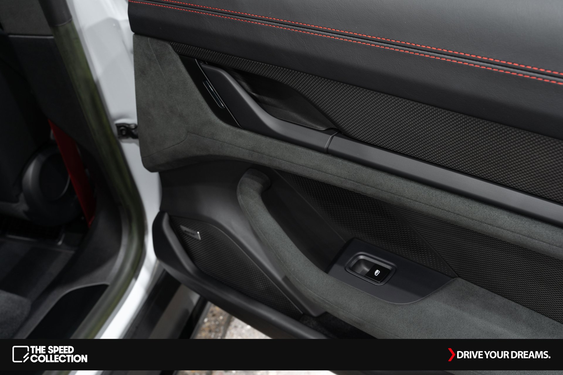 Used 2023 Porsche Taycan GTS image 29