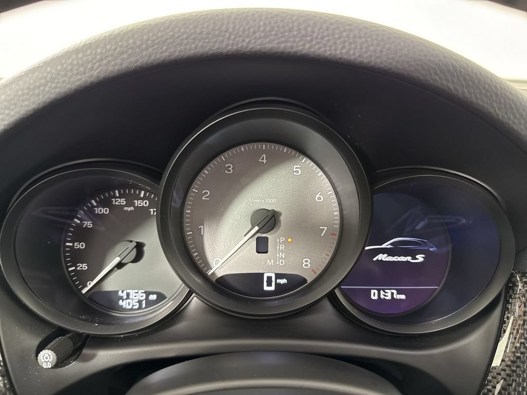 New 2025 Porsche Macan S AWD/4WD image 37