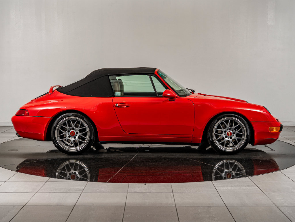 Used 1995 Porsche 911 Carrera RWD image 9