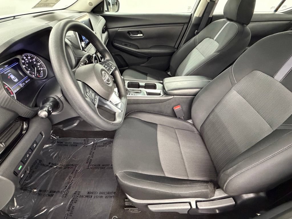 Used 2024 Nissan Sentra SV FWD image 22