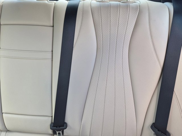 Used 2022 Mercedes-Benz E 350 Sedan image 13