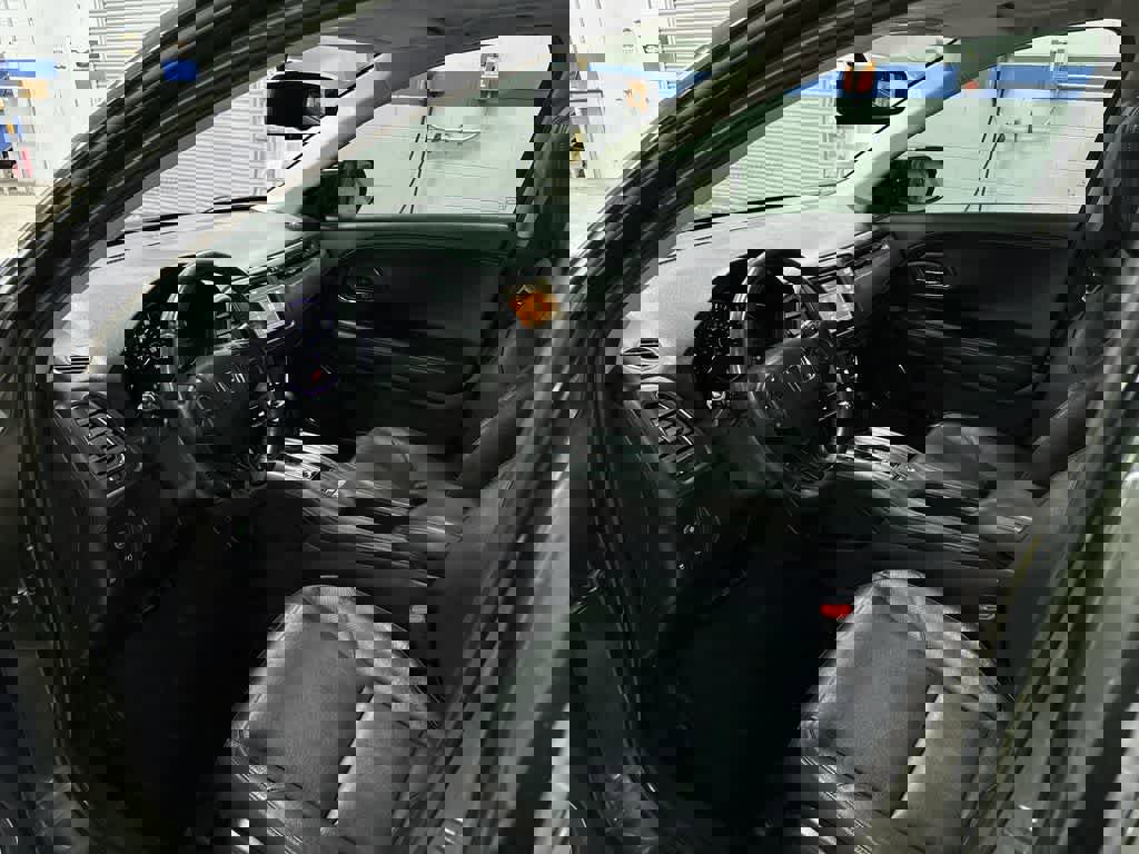 Used 2017 Honda HR-V EX-L image 25