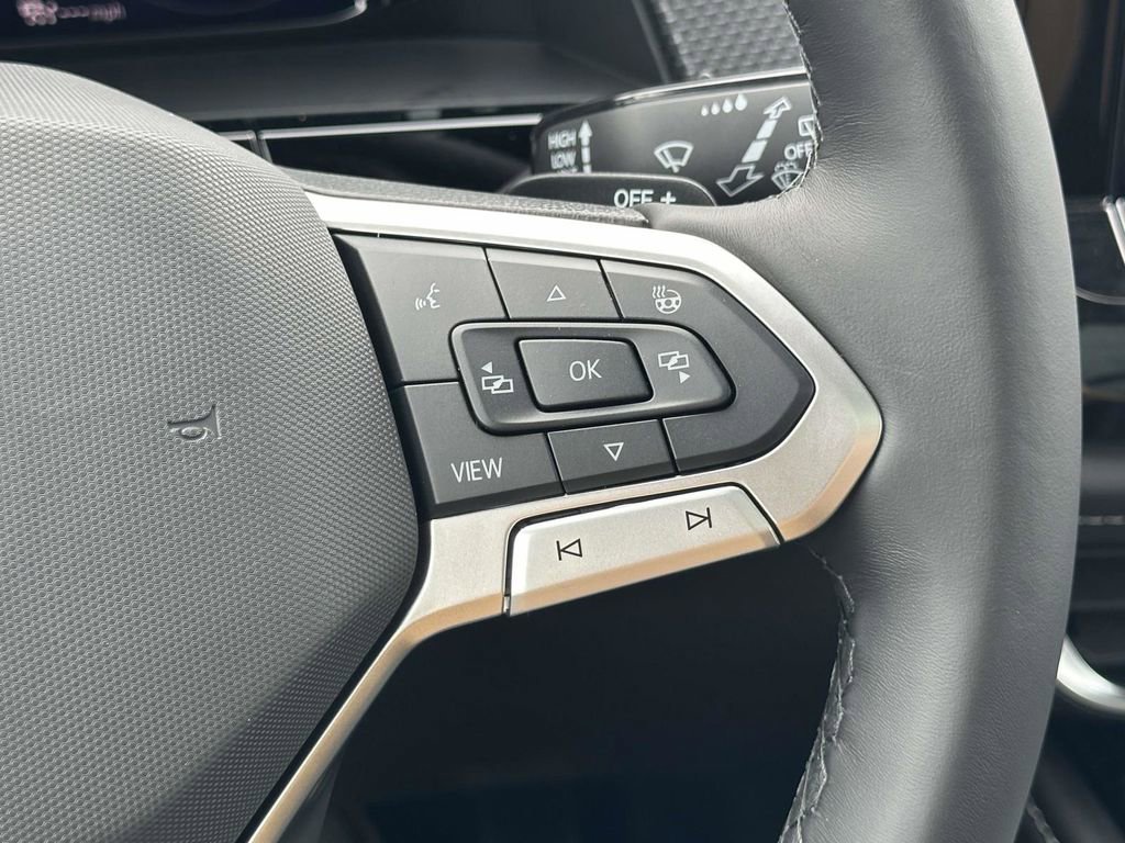 New 2026 Volkswagen Atlas Cross Sport SEL Premium R-Line image 18