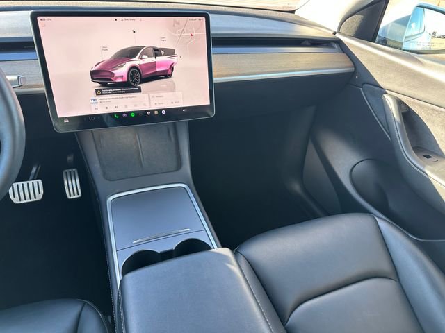 Used 2022 Tesla Model Y Performance image 19