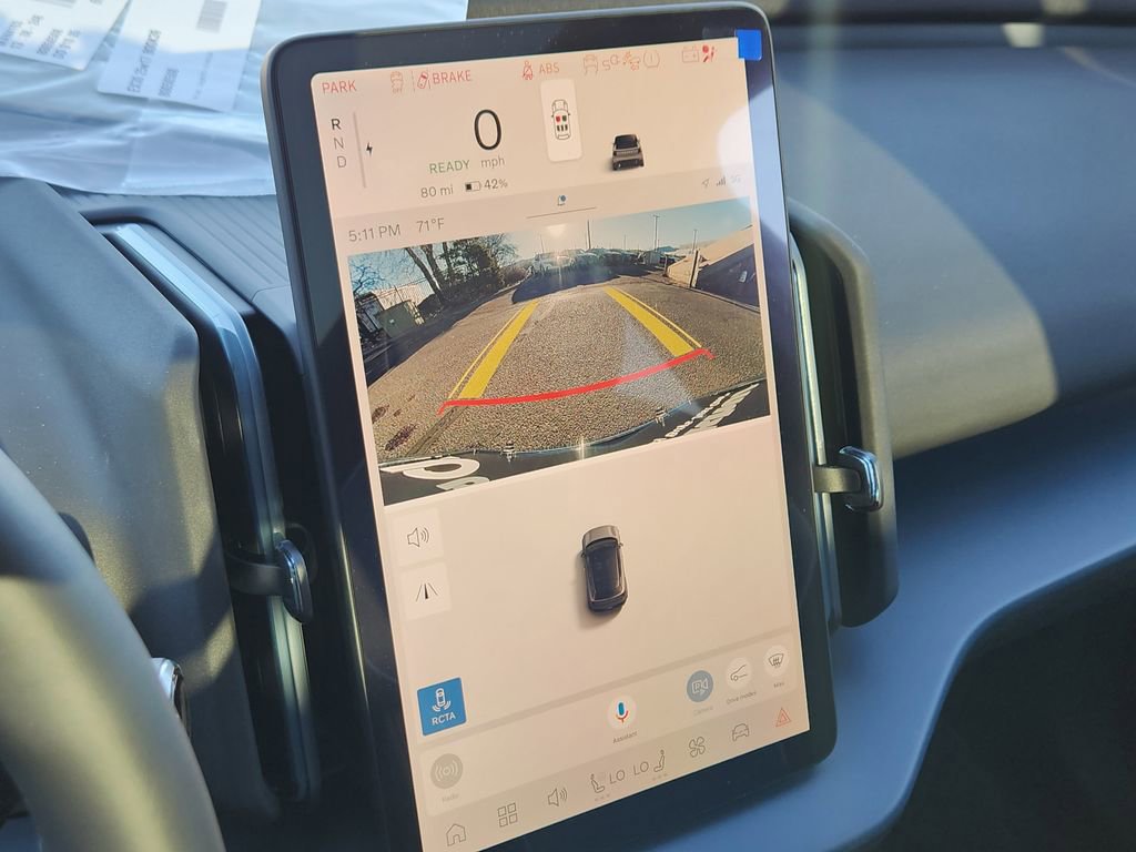 New 2026 Volvo EX30 Plus w/ Climate Package image 9