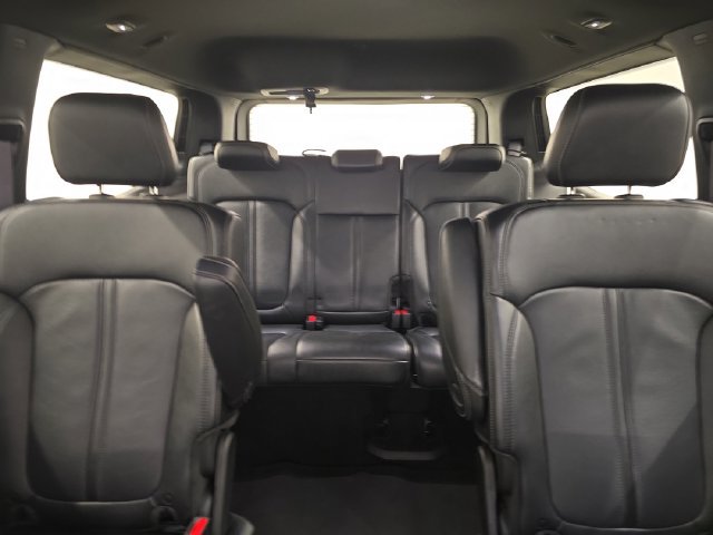 Used 2025 Jeep Wagoneer Series II AWD/4WD image 23