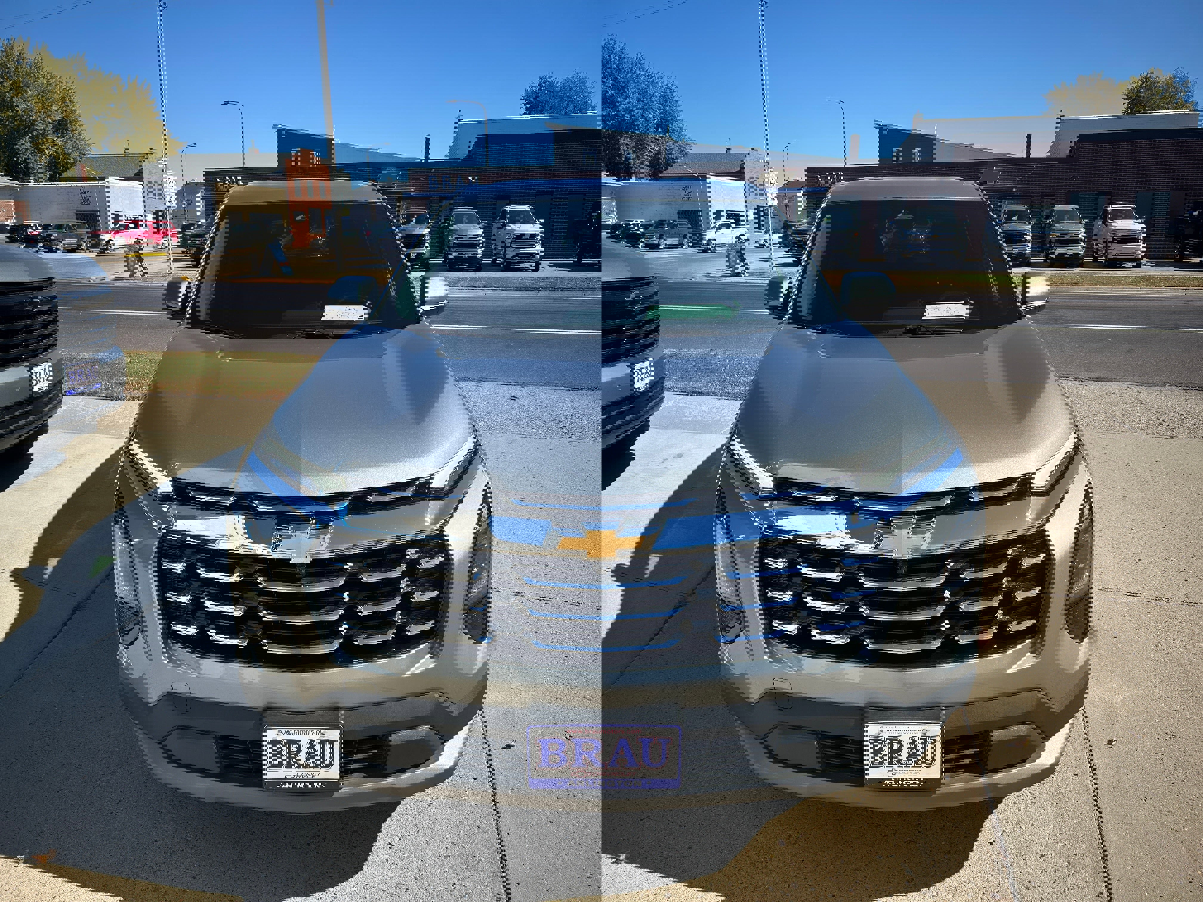 Used 2025 Chevrolet Equinox LT image 3