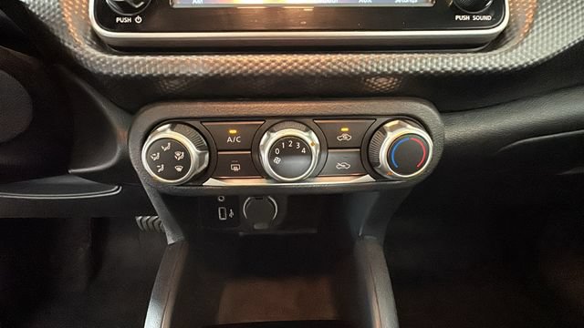 Used 2020 Nissan Kicks S FWD image 22