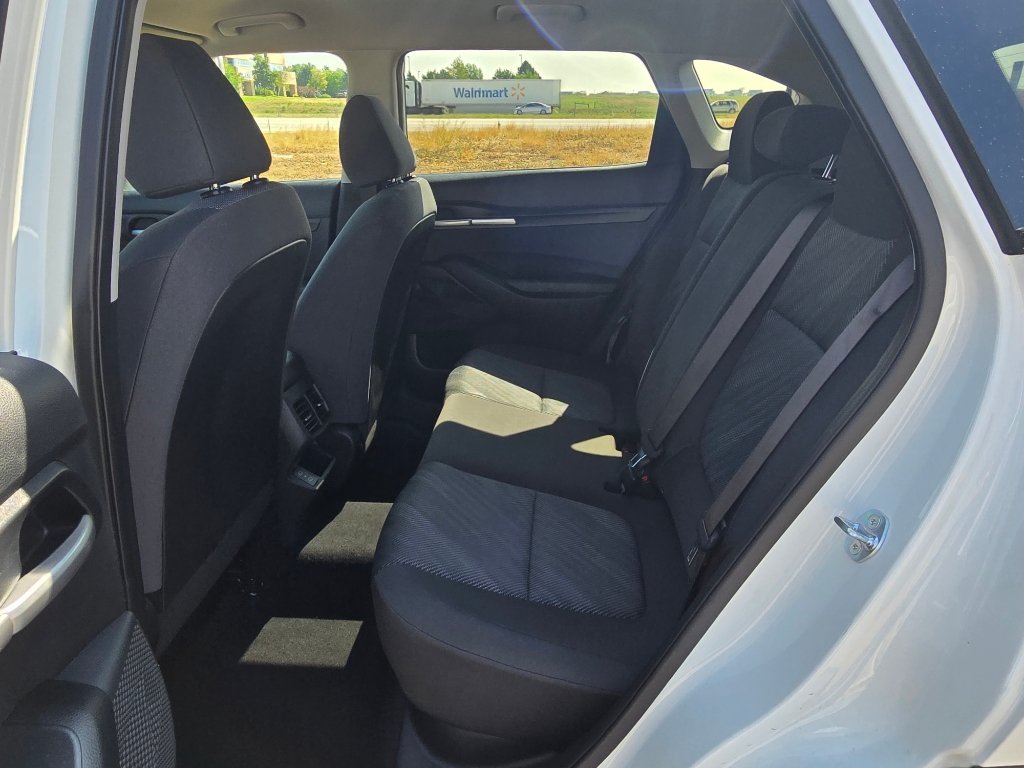 Used 2026 Kia Seltos LX AWD/4WD image 15