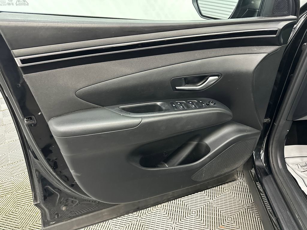 Used 2023 Hyundai Tucson SEL w/ Convenience Package FWD image 11