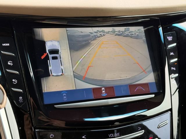 Used 2019 Cadillac Escalade ESV Platinum RWD image 17