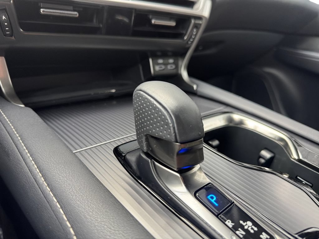 Used 2024 Lexus RX 500h F Sport w/ Convenience Package AWD/4WD image 17