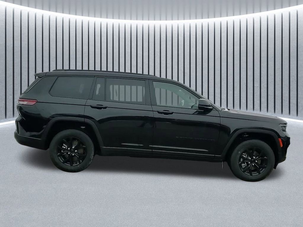 New 2025 Jeep Grand Cherokee L Altitude image 6