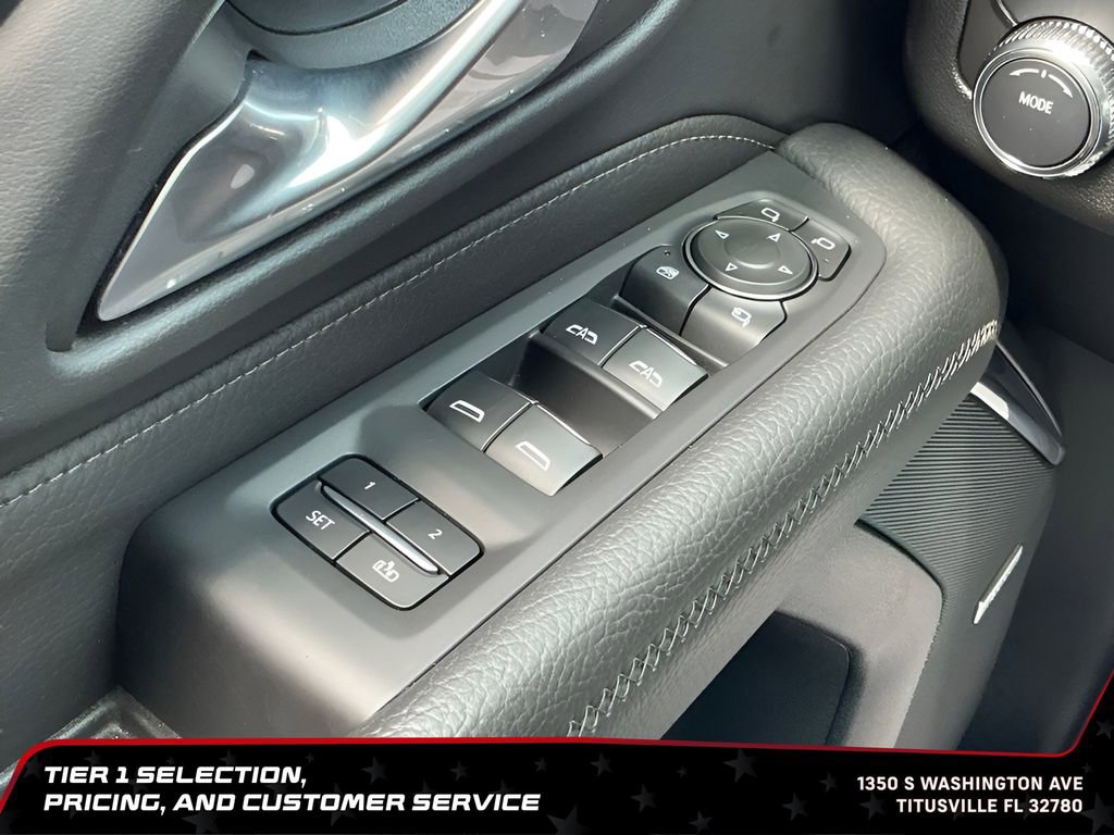 Used 2024 GMC Yukon XL Denali RWD image 44