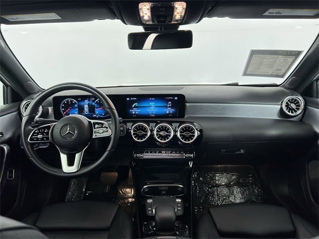 Used 2022 Mercedes-Benz A 220 image 21