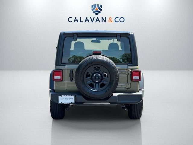 Used 2025 Jeep Wrangler Sport AWD/4WD image 6