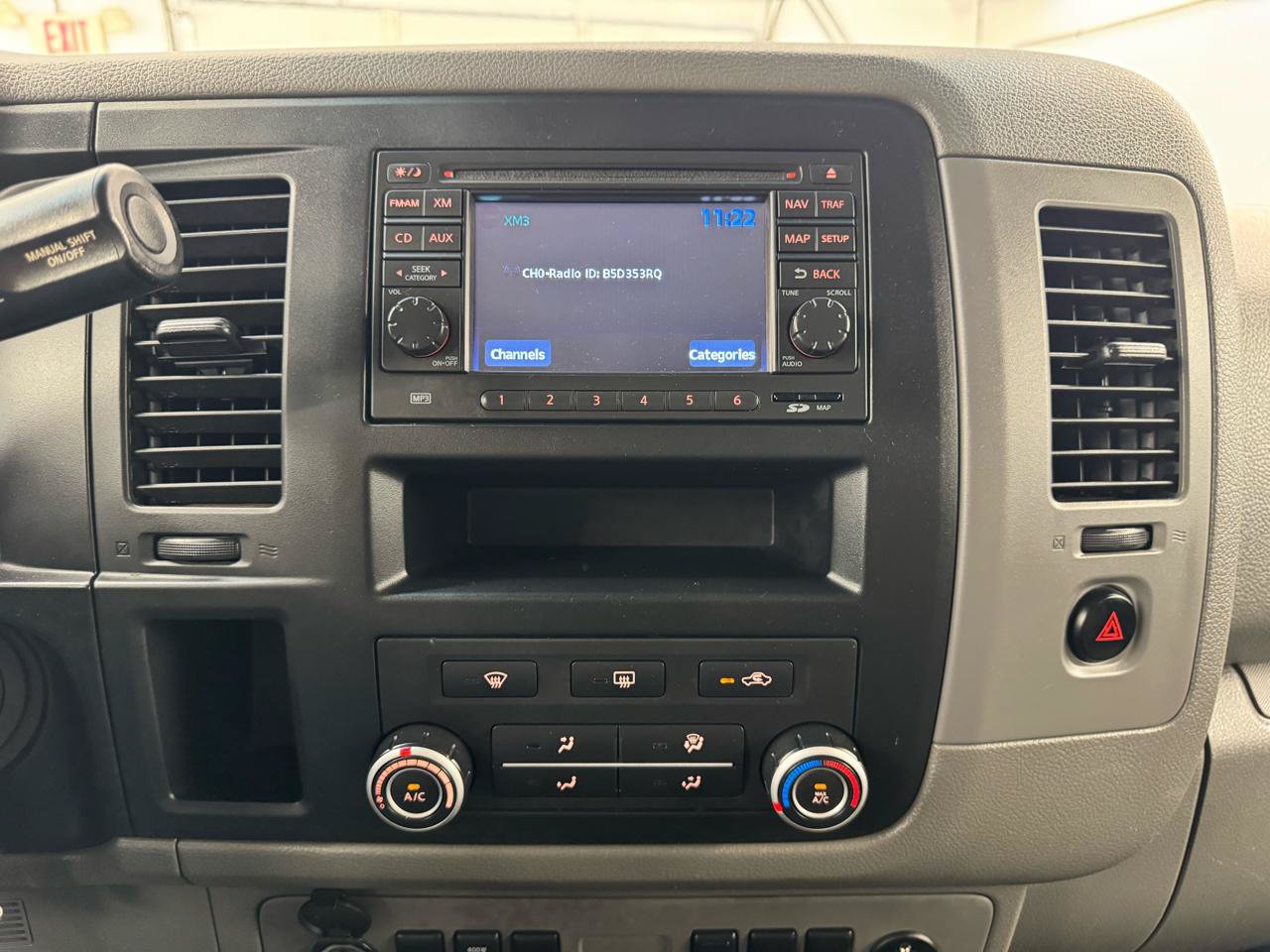 Used 2014 Nissan NV 3500 SV w/ Technology Package RWD image 24