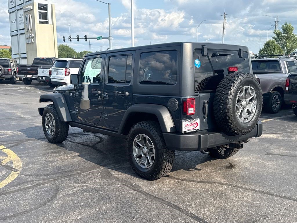 Used 2017 Jeep Wrangler Unlimited Rubicon w/ Connectivity Group AWD/4WD image 9