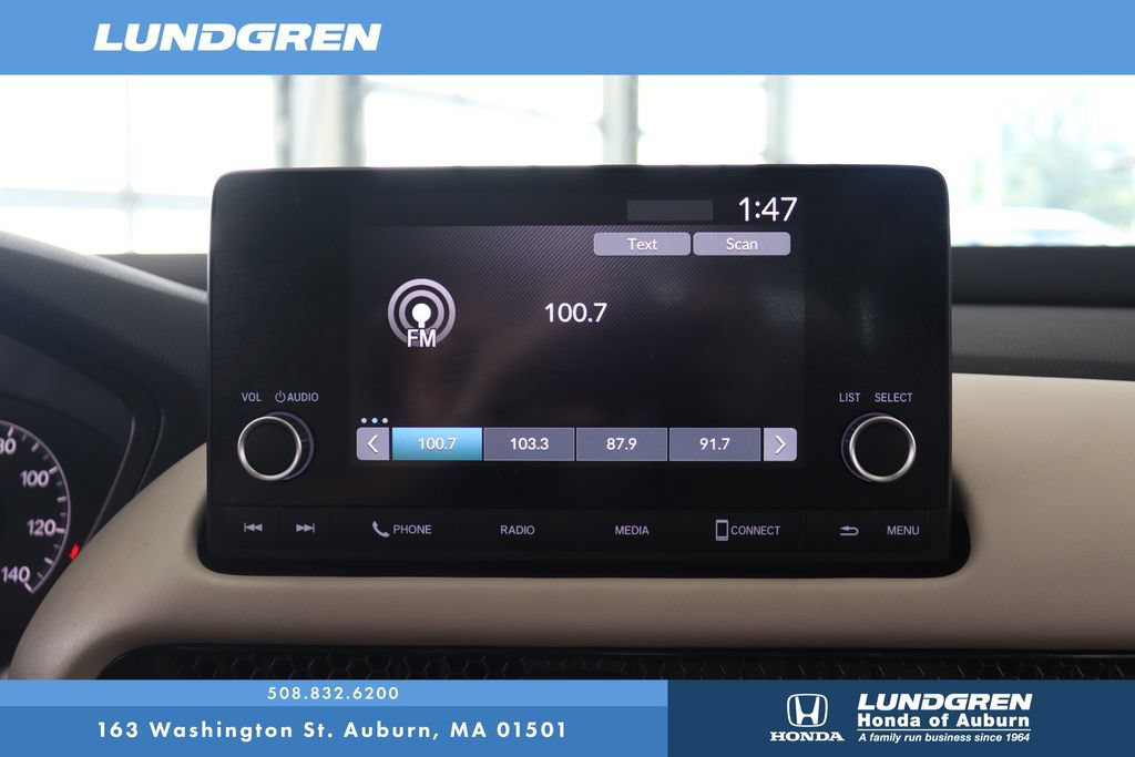 Used 2025 Honda HR-V LX image 21