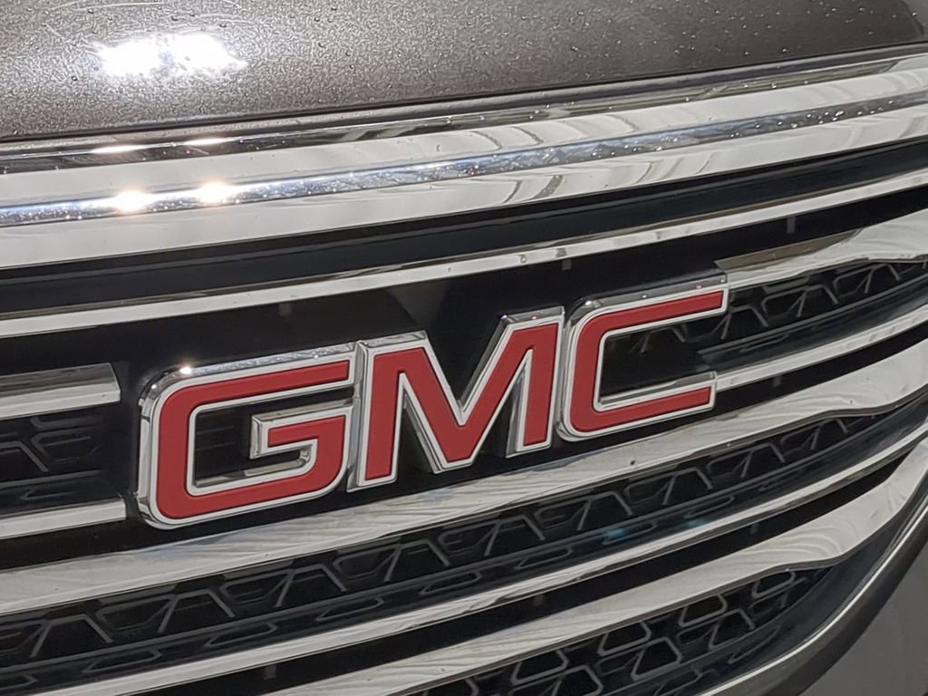 Used 2019 GMC Acadia SLT w/ LPO, Cargo Package AWD/4WD image 15