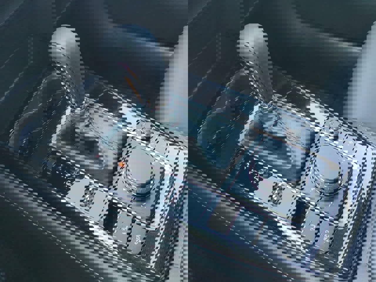 New 2025 MAZDA CX-30 AWD 2.5 S w/ Select Sport Pkg image 28