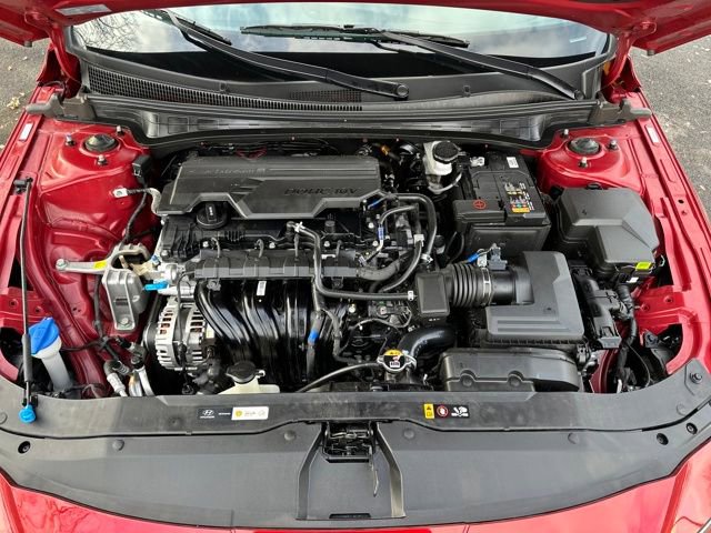 Used 2025 Hyundai Elantra Sport image 24