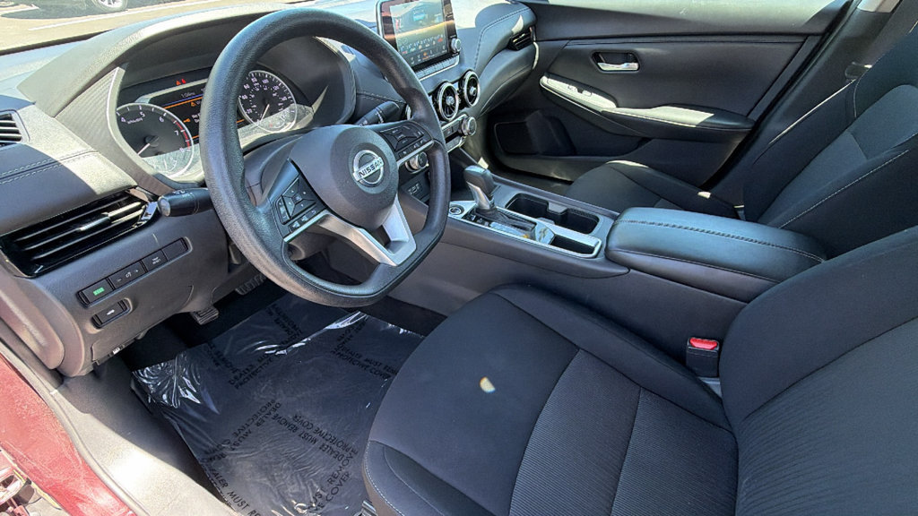 Used 2023 Nissan Sentra SV FWD image 10