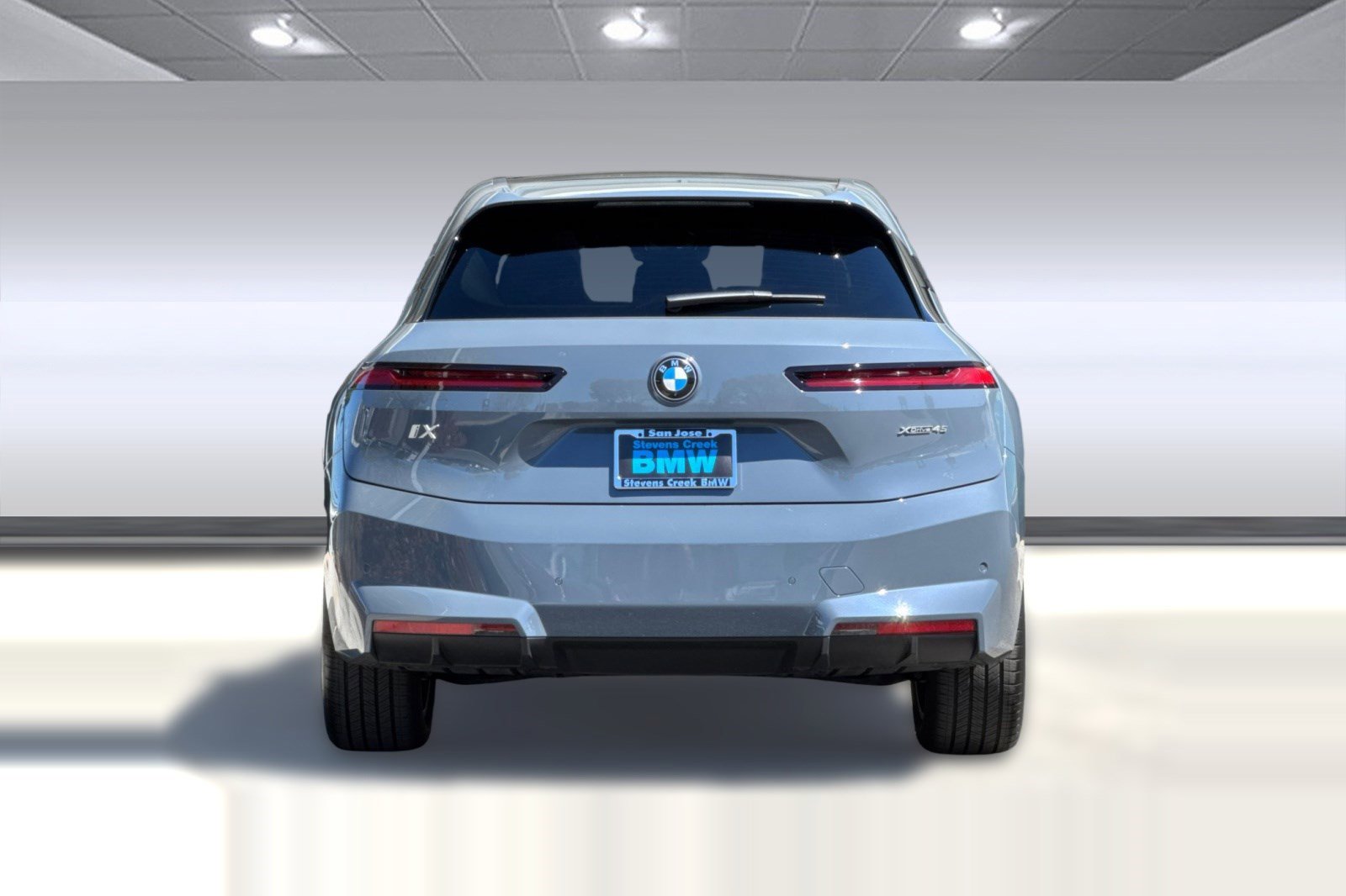 Used 2026 BMW iX xDrive45 image 10