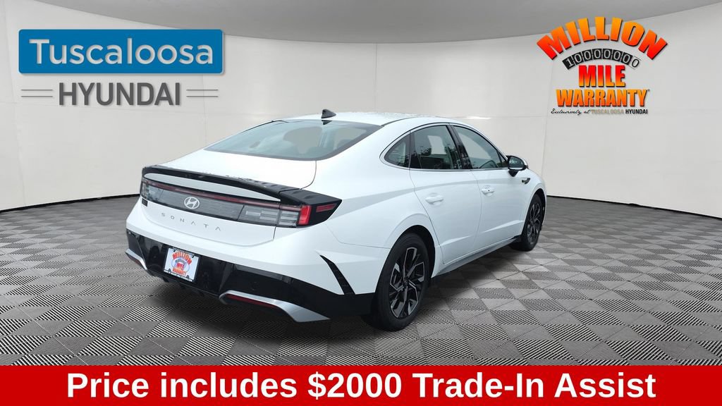 Used 2025 Hyundai Sonata SEL FWD image 8