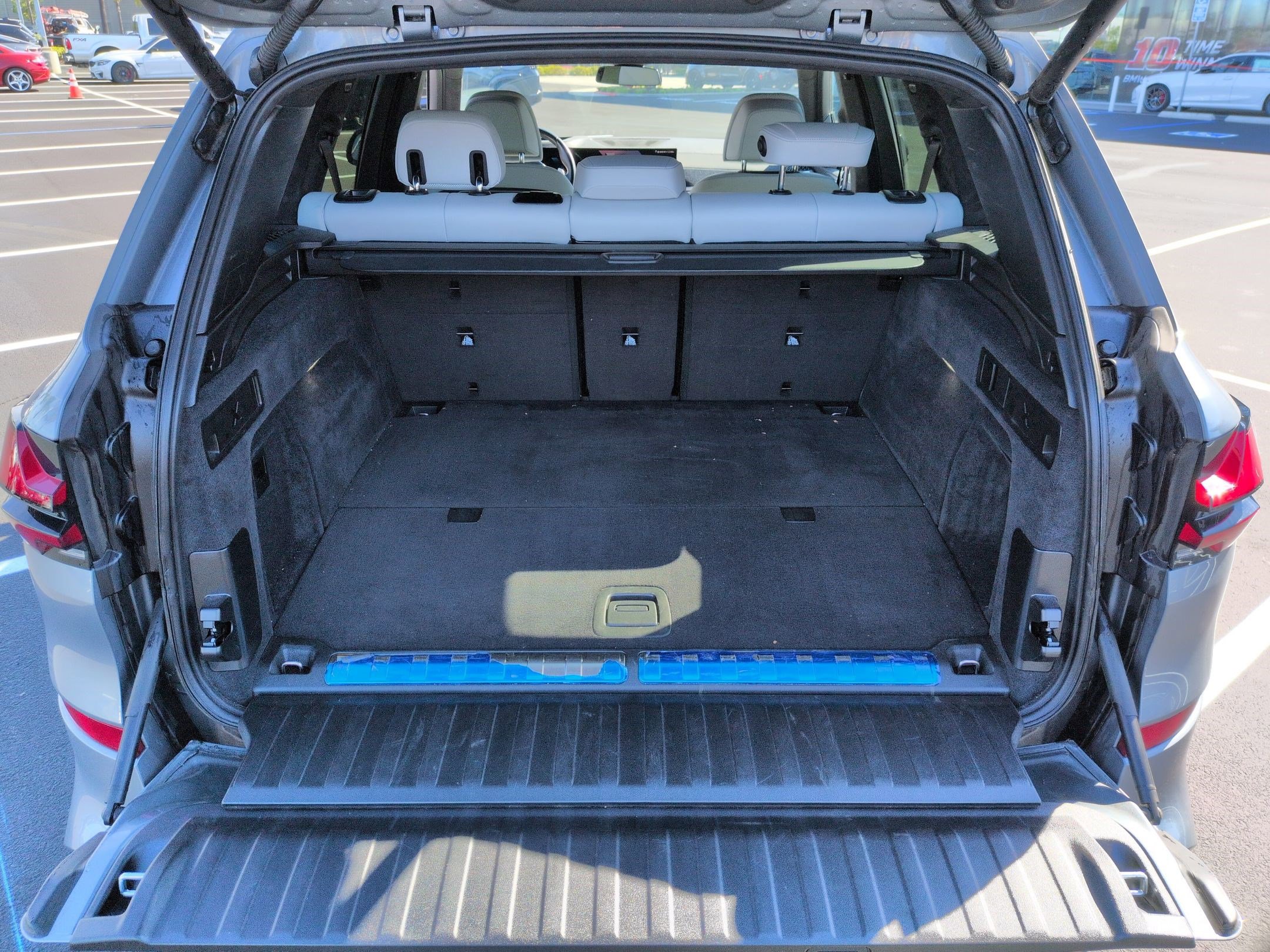 Certified 2024 BMW X5 xDrive50e w/ Executive Package image 31