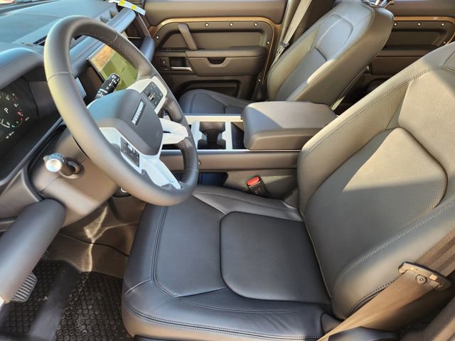 Used 2026 Land Rover Defender 110 S image 9