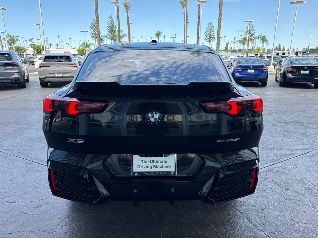 New 2026 BMW X2 xDrive28i w/ M Sport Package AWD/4WD image 4
