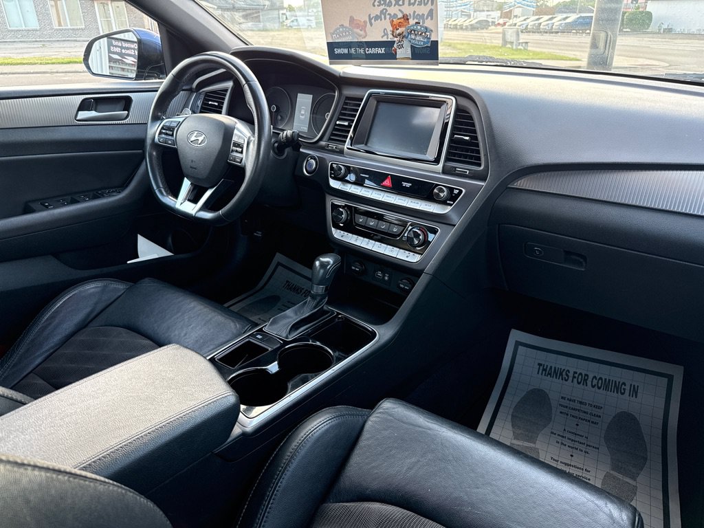 Used 2018 Hyundai Sonata Sport w/ Cargo Package FWD image 13