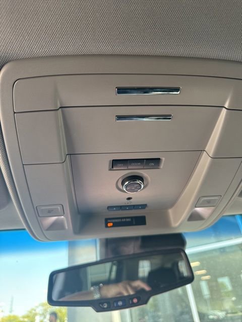 Used 2018 GMC Yukon SLT image 40