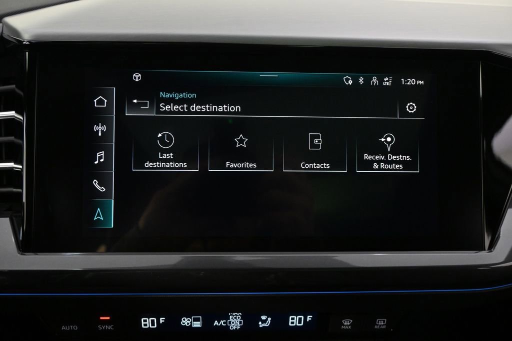 Used 2022 Audi Q4 e-tron Prestige image 30