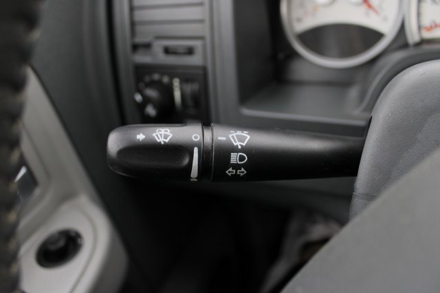 Used 2007 Dodge Dakota Laramie w/ Sun & Wheel Value Group image 16