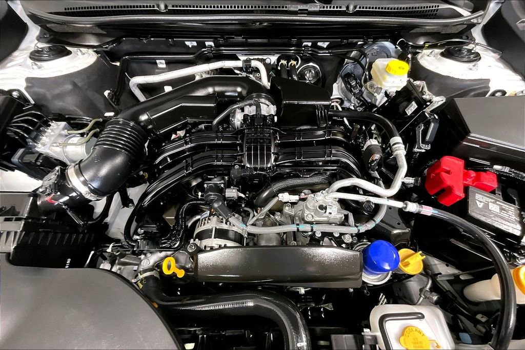 Used 2025 Subaru Outback Premium image 9