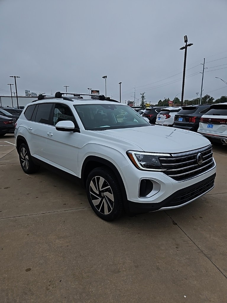 New 2026 Volkswagen Atlas SE image 3