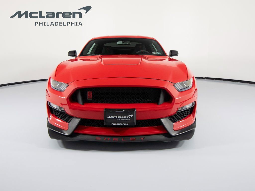 Used 2017 Ford Mustang Shelby GT350R image 2