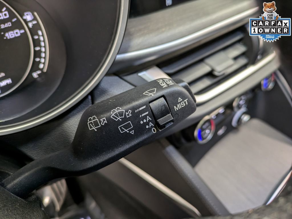 Used 2023 Alfa Romeo Stelvio Ti AWD/4WD image 19