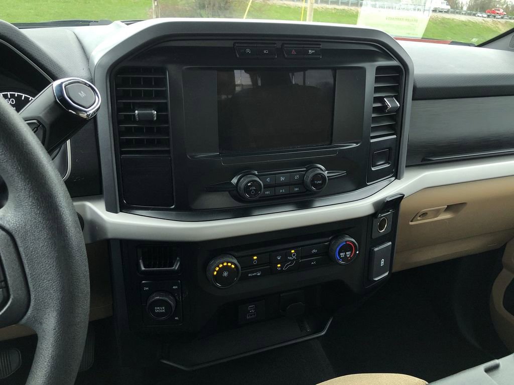 Used 2023 Ford F150 XLT AWD/4WD image 19