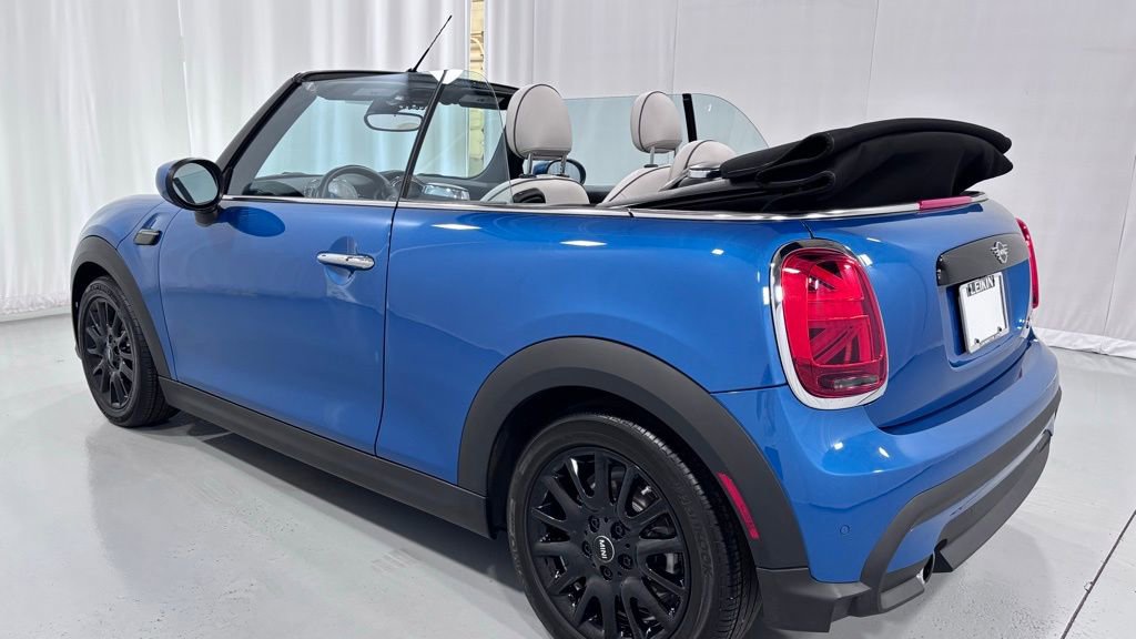 Used 2023 MINI Cooper Convertible w/ Signature Upholstery Package FWD image 8