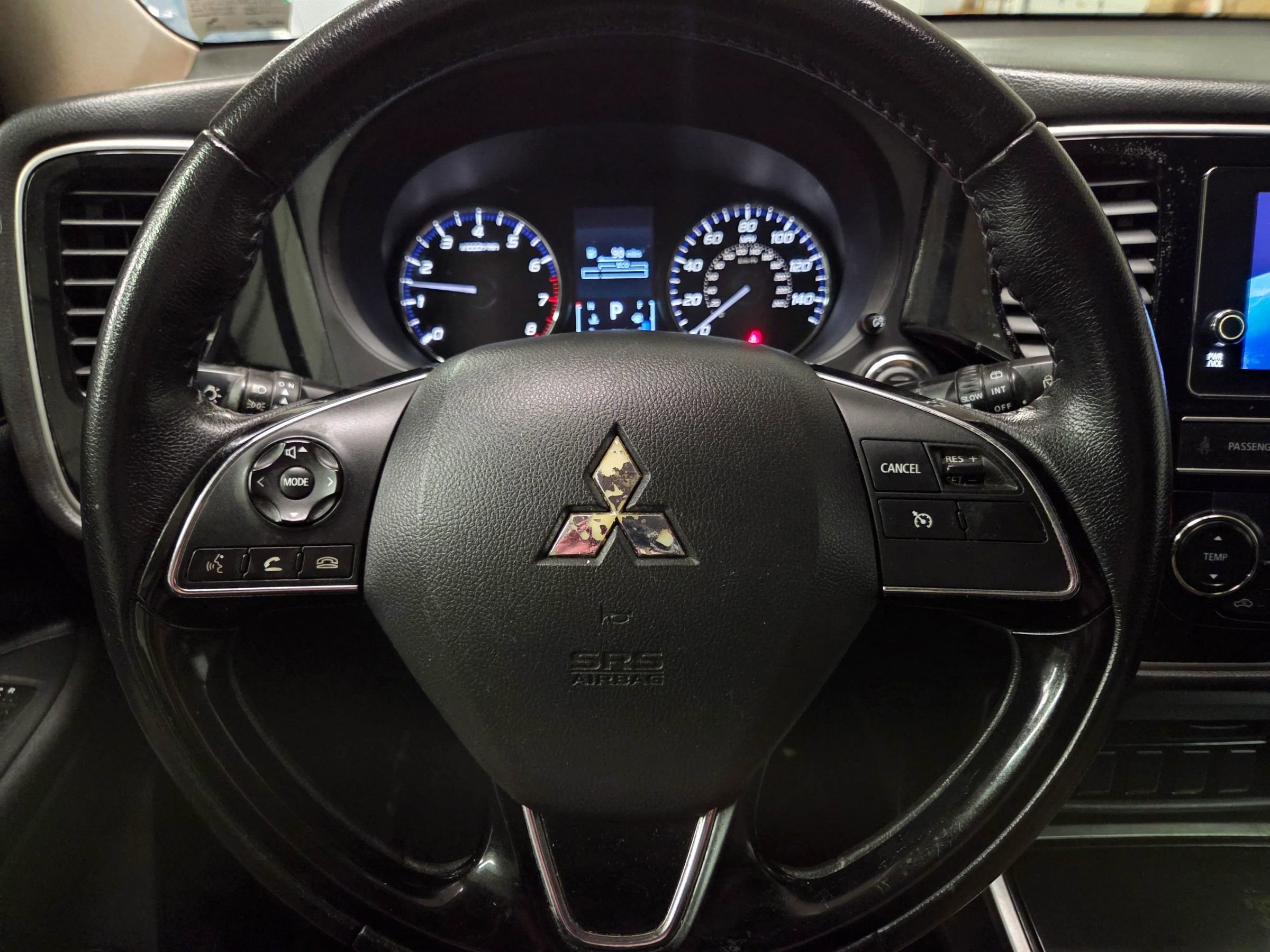 Used 2019 Mitsubishi Outlander SE image 17