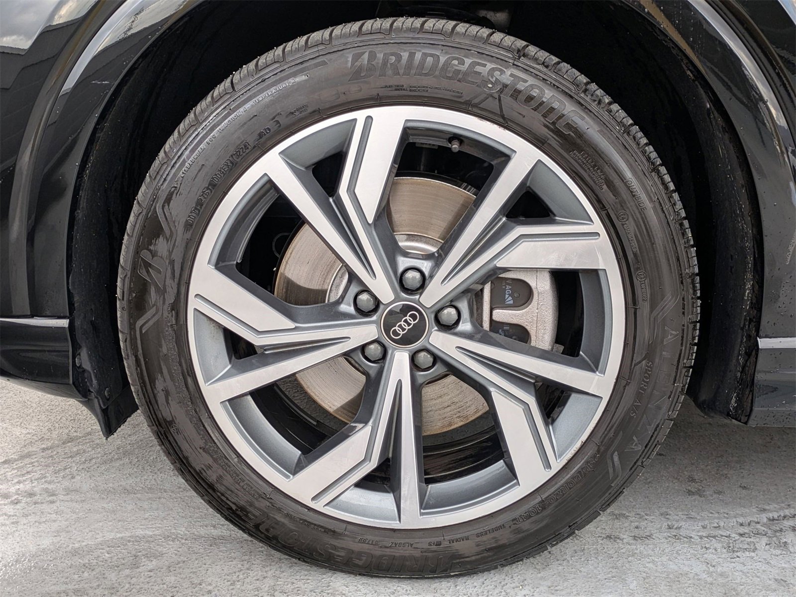 Used 2025 Audi Q4 e-tron Premium Plus w/ Premium Plus image 27