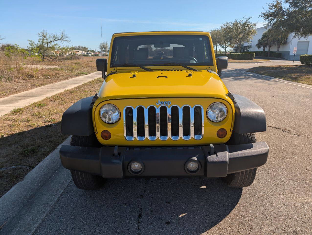 Used 2009 Jeep Wrangler Unlimited X image 3