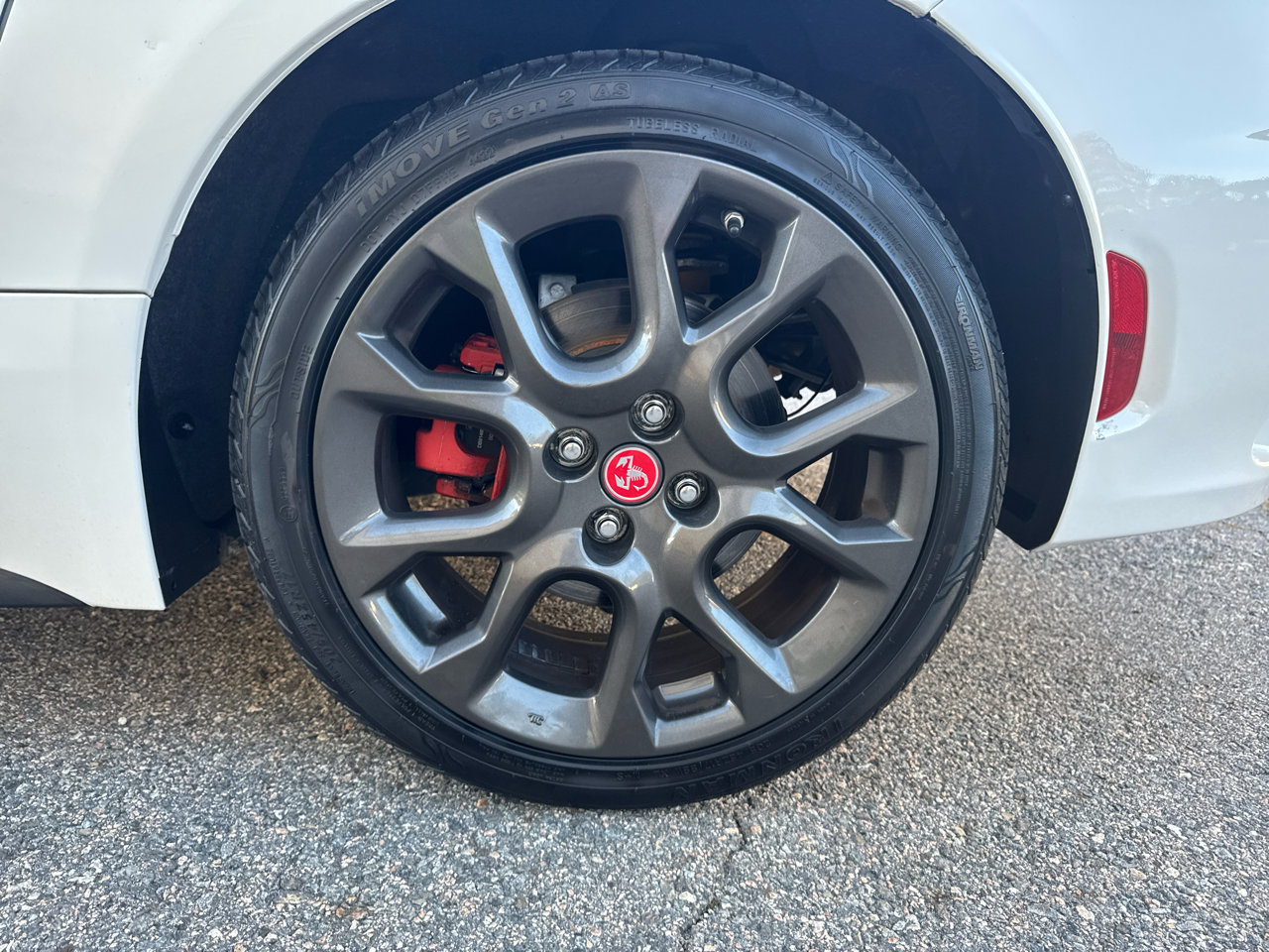 Used 2017 FIAT 124 Spider Abarth image 17