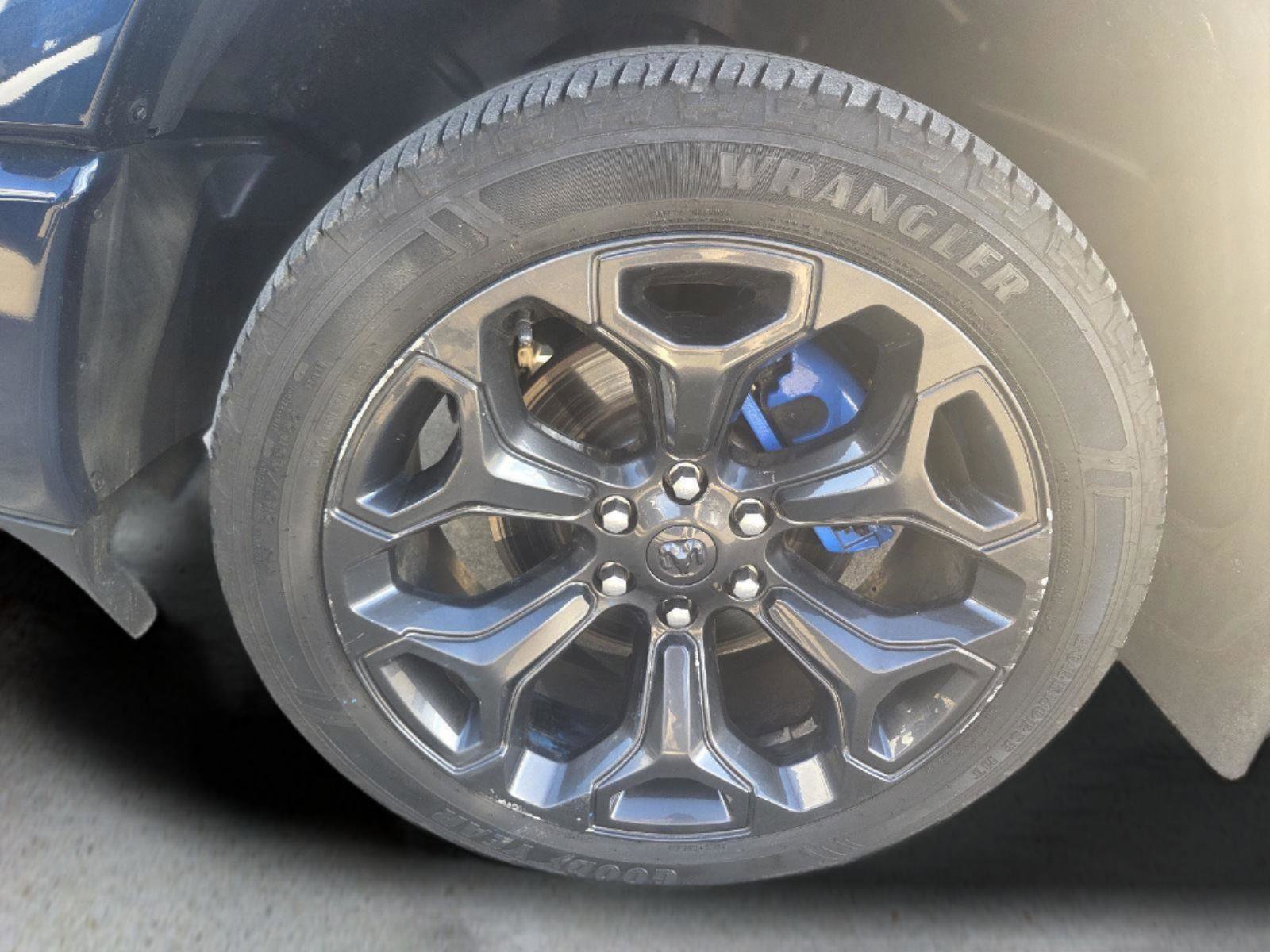 Used 2022 RAM 1500 Limited w/ Night Edition image 32